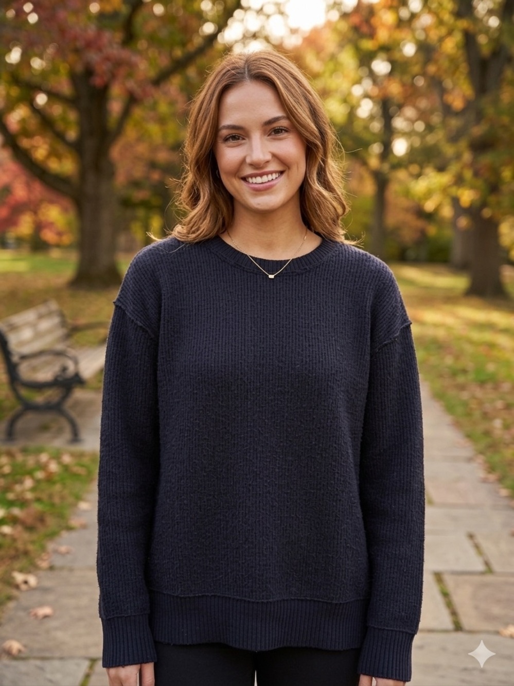 Zara Women's Black Crewneck Sweater